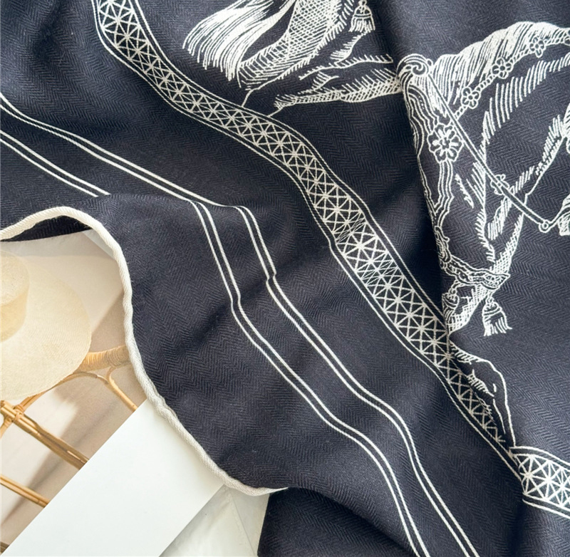 Zwart Paard Wol Zijde Blend Sj - Accessories Brand For Women recensie en prijs