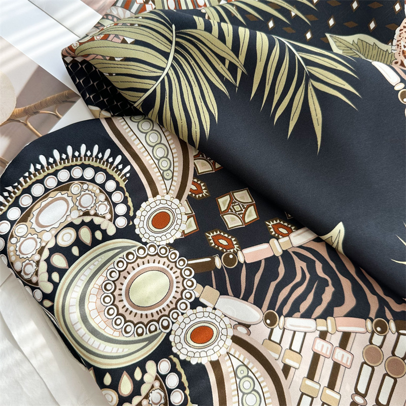 Twill Zijden Sjaal 90CM Merk L - Accessories Brand For Women recensie en prijs